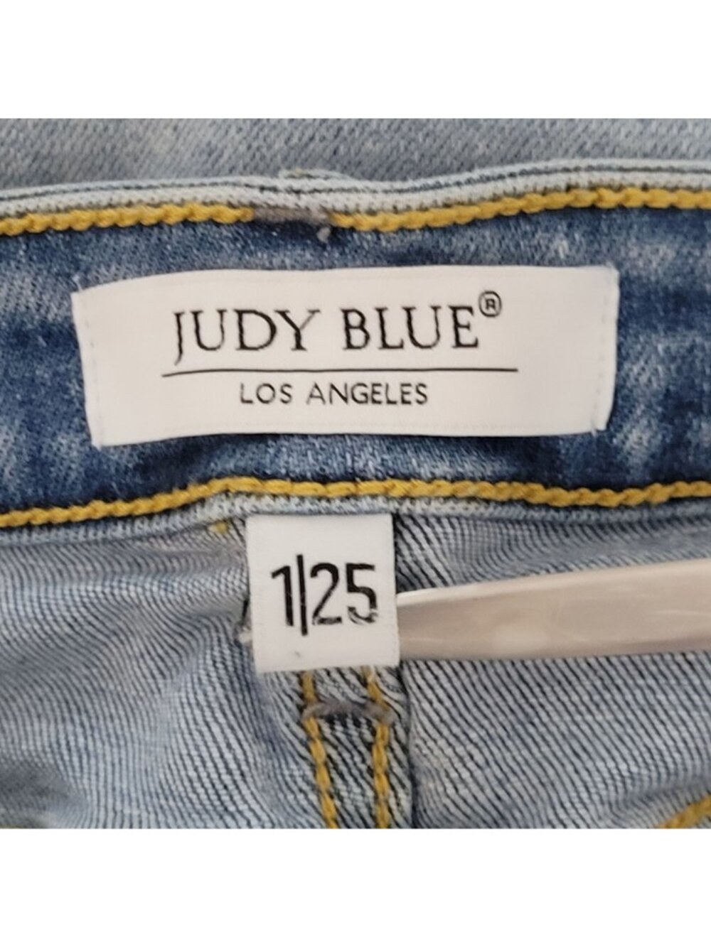 Judy Blue Straight Fit Distressed Jeans Womens Size 1/25 Blue Light Wash - Picture 5 of 8